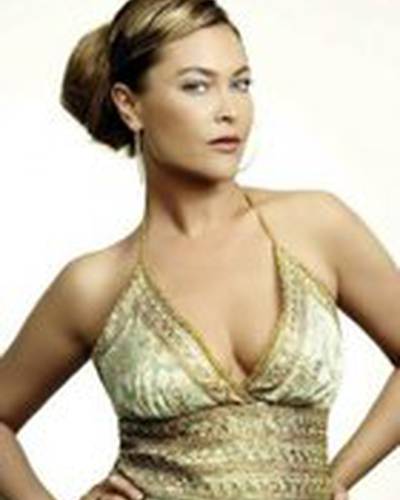 Хюлья Авшар фото