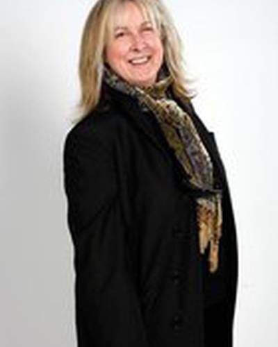 Бетти Томас фото