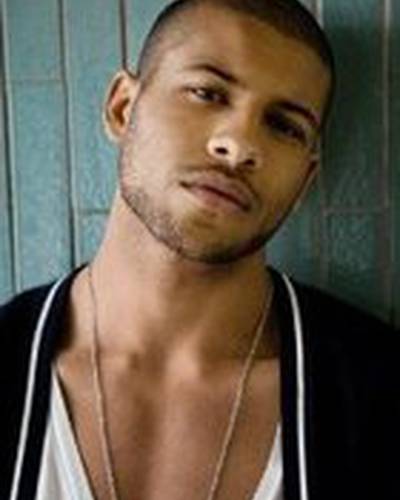 Джеффри Бауэр-Чепман фото