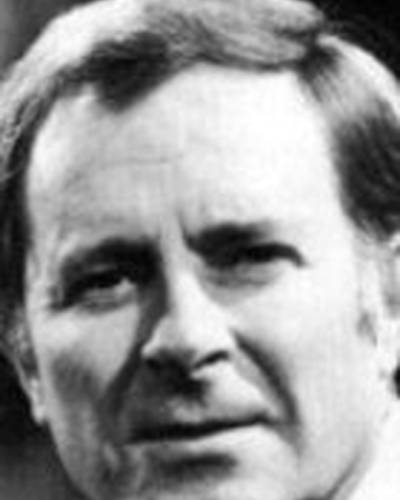 Алек МакКоуэн фото