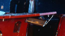 Кадр из фильма "Вулкан" - 2