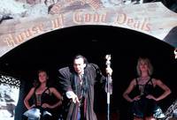 Кадр Безумный Макс 3: Под куполом грома