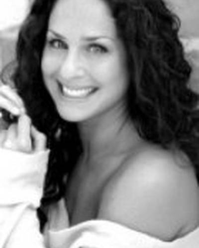 Сара Соммерфельд фото