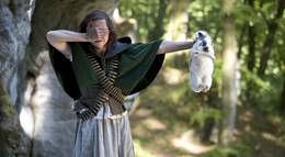 Кадр из фильма "Блондинка и разбойницы" - 1