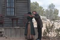 Кадр Джейн берет ружье