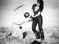 Кадр Быстрее, кошечка! Убей, убей!