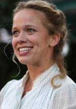 Элли Бивен фото