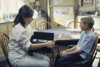 Кадр Малкольм в центре внимания