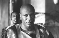 Кадр Опасная земля