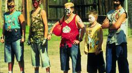 Кадр из фильма "Сорванцы" - 1