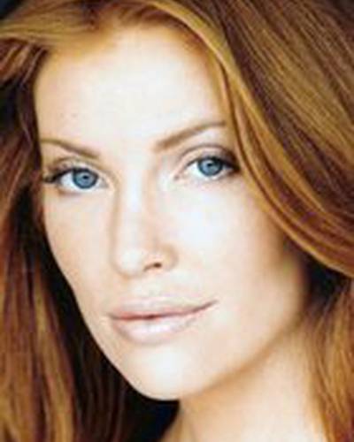 Анджелика Бриджес фото