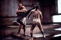 Кадр Разборки в маленьком Токио