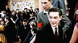 Кадр из фильма "Сверстницы" - 2