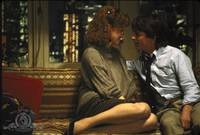 Кадр Яркие огни, большой город