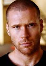 Оливер Тревена фото