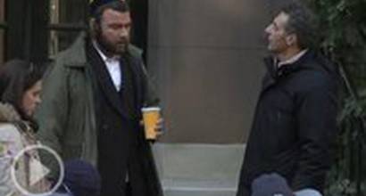 На съёмочной площадке 