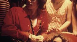 Кадр из фильма "Я стреляла в Энди Уорхола" - 1