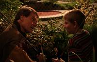 Кадр Малкольм в центре внимания