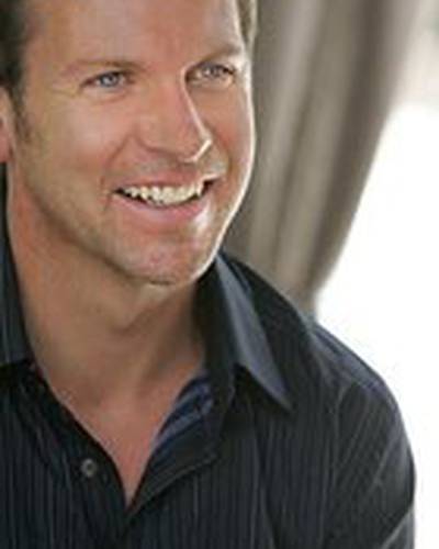 Ллойд Оуэн фото