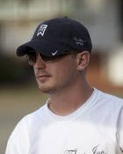 Тори Вайз фото