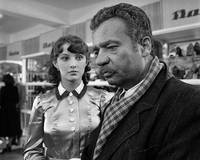 Кадр Любовь между каплями дождя