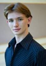 Мэттью Хелмс фото