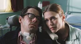 Кадр из фильма "Скафандр и бабочка" - 2