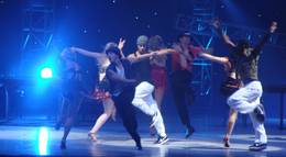 Кадр из фильма "Значит, ты умеешь танцевать?" - 2