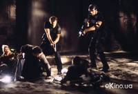 Кадр Один в темноте