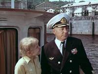 Кадр Без году неделя