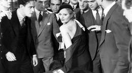 Кадр из фильма "Обман" - 1