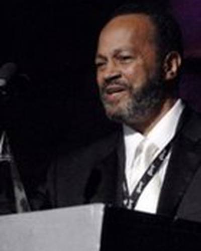 Том Белл фото