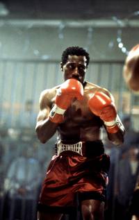 Кадр Обсуждению не подлежит