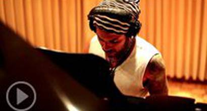 Музыкальное видео