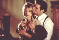 Кадр Когда мужчина любит женщину