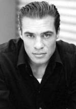 Крис Торрес фото