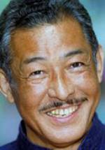 Иссей Мияке фото