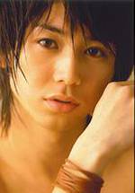 Томо Янагисита фото