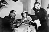 Кадр Палачи тоже умирают