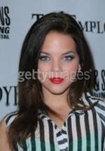 Кэти Уоллес фото