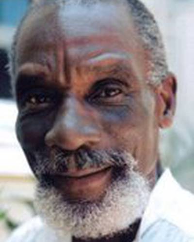 Конрад Робертс фото