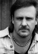 Дэн МакДугалл фото