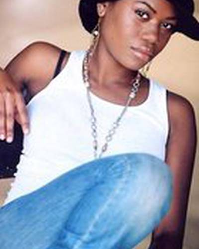 Ванесса Ли Честер фото