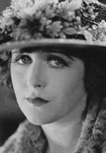 Кэтерин МакДональд фото