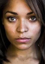 Антония Томас фото