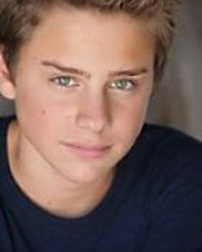 Гаррет Бэкстром фото