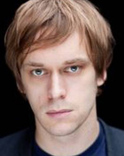 Финлэй Робертсон фото