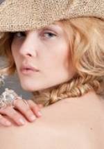 Алексис Хатт фото