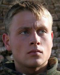 Кадр Красный какаду