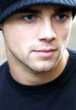 Бен Адамс фото